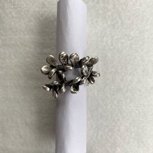 Artistic Ring - leafy vine